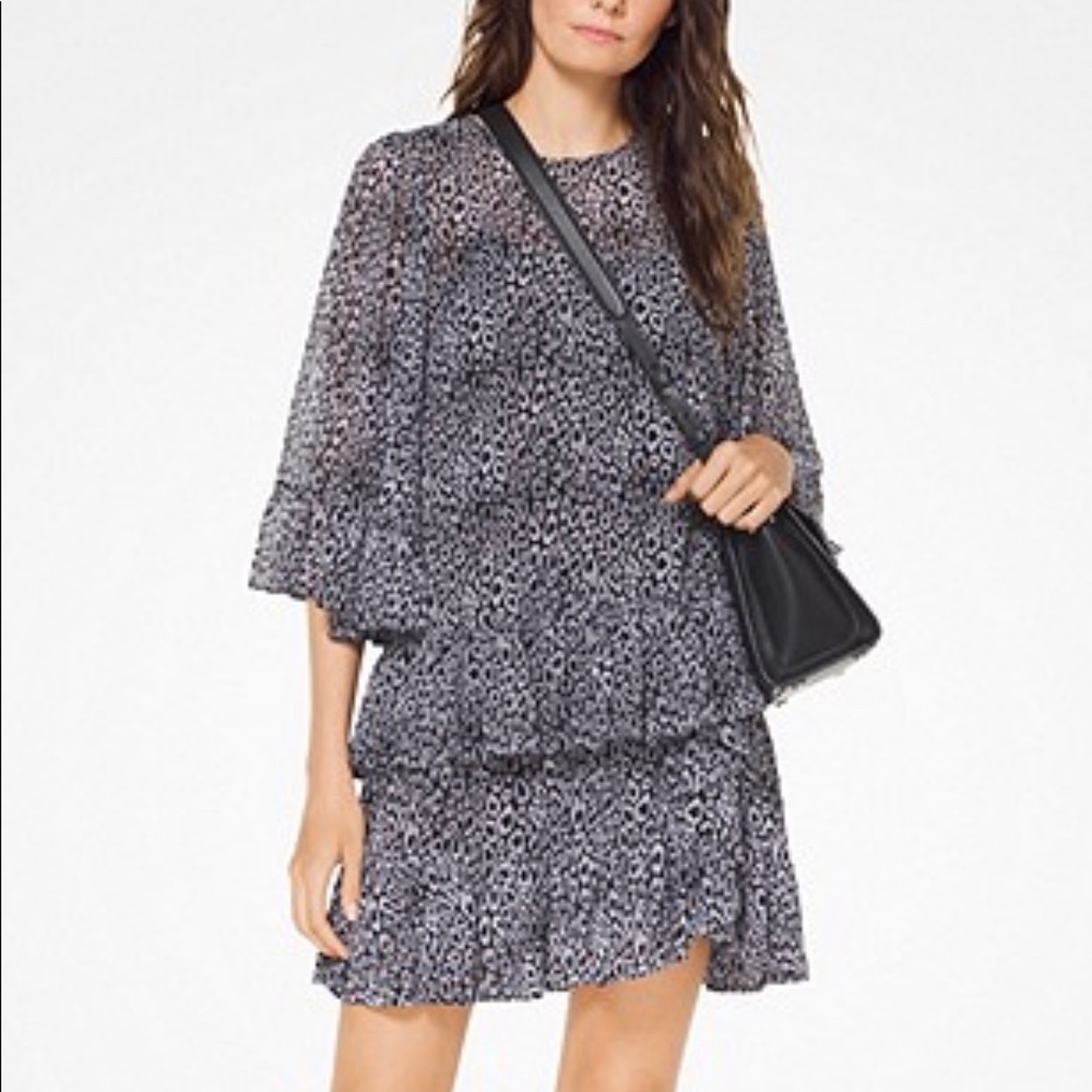 MICHAEL KORS Leopard Print Top and Skirt SET